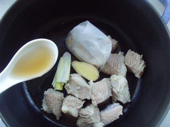 参芪羊肉汤怎么做，参芪羊肉汤怎么做好吃，参芪羊肉汤做法