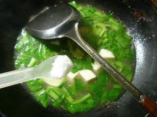 鸡汁豆腐汤怎么做，鸡汁豆腐汤怎么做好吃，鸡汁豆腐汤做法