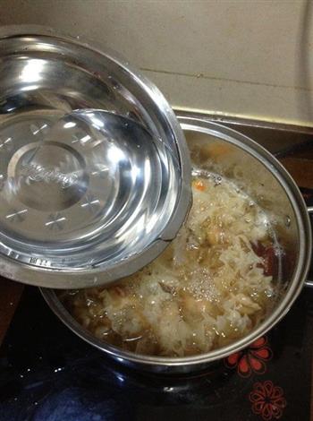红枣桂圆银耳羹怎么做，红枣桂圆银耳羹怎么做好吃，红枣桂圆银耳羹做法