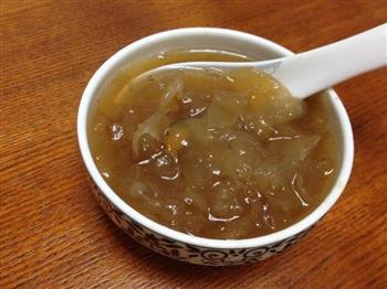 红枣桂圆银耳羹怎么做，红枣桂圆银耳羹怎么做好吃，红枣桂圆银耳羹做法