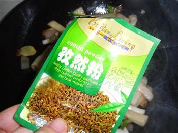 鱿鱼炒年糕怎么做，鱿鱼炒年糕怎么做好吃，鱿鱼炒年糕做法
