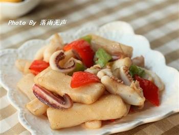 鱿鱼炒年糕怎么做，鱿鱼炒年糕怎么做好吃，鱿鱼炒年糕做法