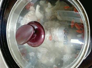 养生大骨汤怎么做，养生大骨汤怎么做好吃，养生大骨汤做法
