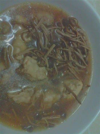 茶菇鸡汤怎么做，茶菇鸡汤怎么做好吃，茶菇鸡汤做法