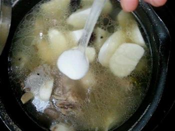 养生大骨汤怎么做，养生大骨汤怎么做好吃，养生大骨汤做法