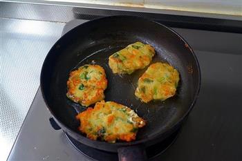 油条豆浆饼怎么做，油条豆浆饼怎么做好吃，油条豆浆饼做法