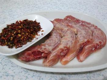麻辣鸡脖子怎么做，麻辣鸡脖子怎么做好吃，麻辣鸡脖子做法