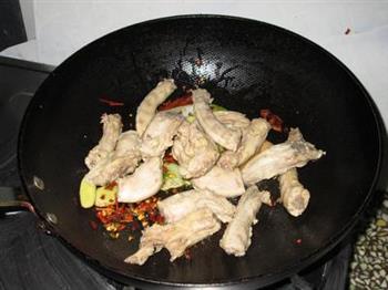 麻辣鸡脖子怎么做，麻辣鸡脖子怎么做好吃，麻辣鸡脖子做法