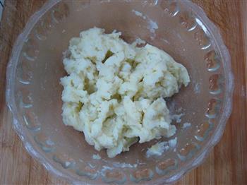 土豆泥饼怎么做，土豆泥饼怎么做好吃，土豆泥饼做法
