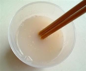葡萄干枸杞玉米发糕怎么做，葡萄干枸杞玉米发糕怎么做好吃，葡萄干枸杞玉米发糕做法