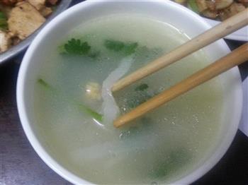 萝卜司鲫鱼汤怎么做，萝卜司鲫鱼汤怎么做好吃，萝卜司鲫鱼汤做法