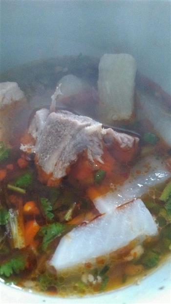 连锅排骨汤怎么做，连锅排骨汤怎么做好吃，连锅排骨汤做法