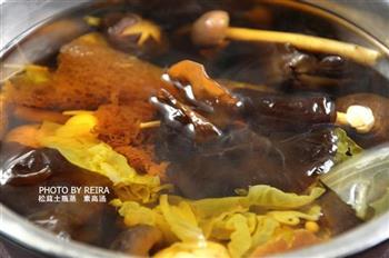 松茸土瓶蒸怎么做，松茸土瓶蒸怎么做好吃，松茸土瓶蒸做法