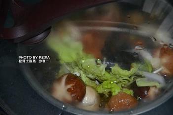 松茸土瓶蒸怎么做，松茸土瓶蒸怎么做好吃，松茸土瓶蒸做法
