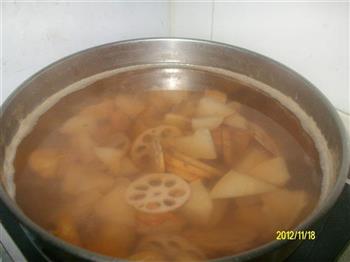 清甜润肺梨水怎么做，清甜润肺梨水怎么做好吃，清甜润肺梨水做法