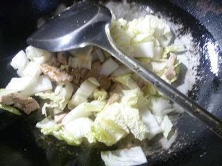 里脊肉大白菜鸡蛋汤怎么做，里脊肉大白菜鸡蛋汤怎么做好吃，里脊肉大白菜鸡蛋汤做法