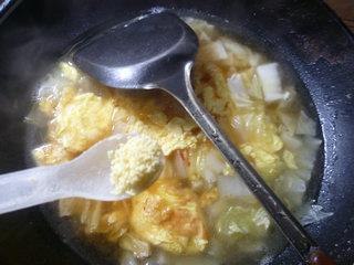 里脊肉大白菜鸡蛋汤怎么做，里脊肉大白菜鸡蛋汤怎么做好吃，里脊肉大白菜鸡蛋汤做法