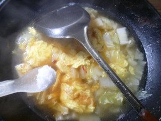 里脊肉大白菜鸡蛋汤怎么做，里脊肉大白菜鸡蛋汤怎么做好吃，里脊肉大白菜鸡蛋汤做法