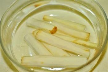 玉米山药牛骨汤怎么做，玉米山药牛骨汤怎么做好吃，玉米山药牛骨汤做法
