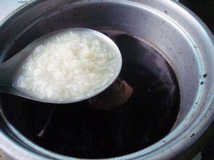 黑豆蛋酒汤怎么做，黑豆蛋酒汤怎么做好吃，黑豆蛋酒汤做法