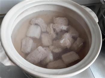 排骨藕汤怎么做，排骨藕汤怎么做好吃，排骨藕汤做法