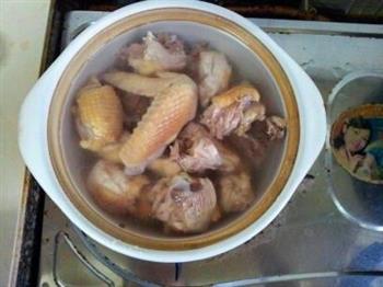 栗子鸡怎么做，栗子鸡怎么做好吃，栗子鸡做法