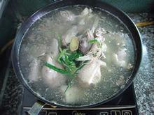 茶菇煲番鸭怎么做，茶菇煲番鸭怎么做好吃，茶菇煲番鸭做法