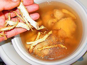 当归枸杞炖鸡怎么做，当归枸杞炖鸡怎么做好吃，当归枸杞炖鸡做法