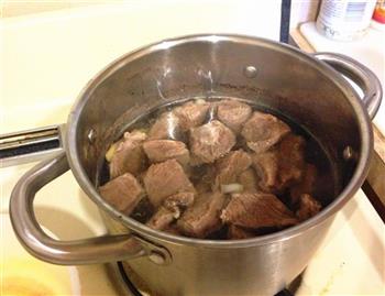 秘制红烧牛肉面怎么做，秘制红烧牛肉面怎么做好吃，秘制红烧牛肉面做法