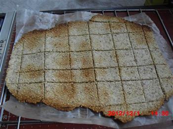 薄香脆咸饼怎么做，薄香脆咸饼怎么做好吃，薄香脆咸饼做法