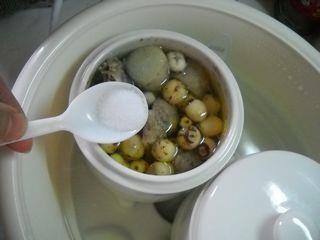 淮山芡实莲子鸡汤怎么做,淮山芡实莲子鸡汤怎么做好吃,淮山芡实莲子鸡汤做法 淮山芡实莲子鸡汤怎么做,淮山芡实莲子鸡汤怎么做好吃,淮山芡实莲子鸡汤做法
