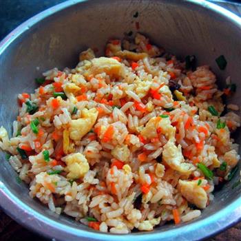 剩饭卷怎么做，剩饭卷怎么做好吃，剩饭卷做法