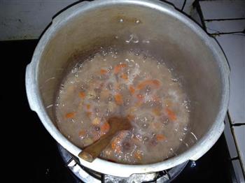 银耳莲子怎么做，银耳莲子怎么做好吃，银耳莲子做法