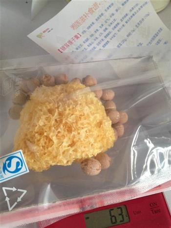 银耳莲子怎么做，银耳莲子怎么做好吃，银耳莲子做法