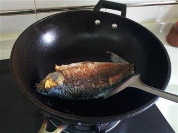 豆腐鲗鱼汤怎么做，豆腐鲗鱼汤怎么做好吃，豆腐鲗鱼汤做法