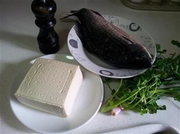 豆腐鲗鱼汤怎么做，豆腐鲗鱼汤怎么做好吃，豆腐鲗鱼汤做法
