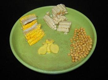 玉米黄豆蹄花汤怎么做，玉米黄豆蹄花汤怎么做好吃，玉米黄豆蹄花汤做法