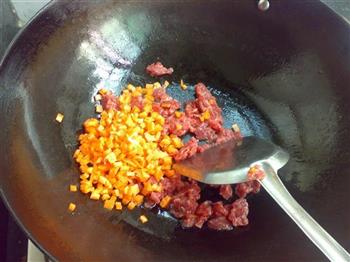 牛肉米饭蛋饼怎么做，牛肉米饭蛋饼怎么做好吃，牛肉米饭蛋饼做法