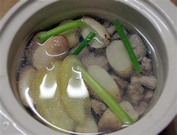 菠萝蜜籽剔骨汤怎么做，菠萝蜜籽剔骨汤怎么做好吃，菠萝蜜籽剔骨汤做法