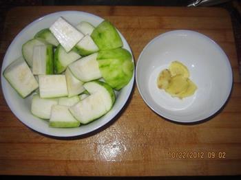 鲫鱼赤小豆节瓜汤怎么做，鲫鱼赤小豆节瓜汤怎么做好吃，鲫鱼赤小豆节瓜汤做法