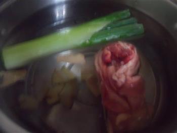豆腐生菜汤怎么做，豆腐生菜汤怎么做好吃，豆腐生菜汤做法
