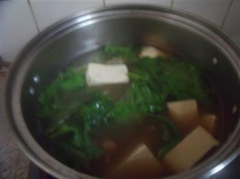 豆腐生菜汤怎么做，豆腐生菜汤怎么做好吃，豆腐生菜汤做法