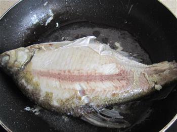 鳊鱼豆腐汤怎么做，鳊鱼豆腐汤怎么做好吃，鳊鱼豆腐汤做法