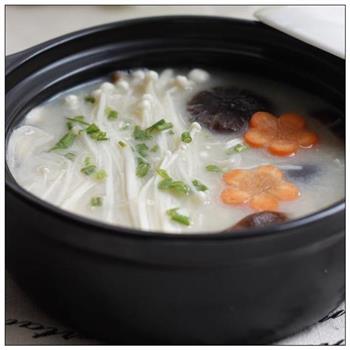 豆浆鲜菇煲怎么做，豆浆鲜菇煲怎么做好吃，豆浆鲜菇煲做法