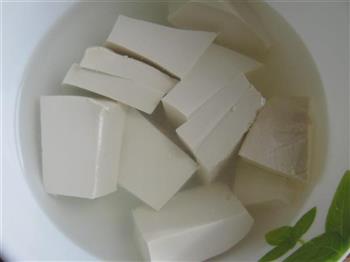 鳊鱼豆腐汤怎么做，鳊鱼豆腐汤怎么做好吃，鳊鱼豆腐汤做法