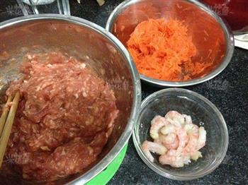 猪肉虾仁包子怎么做，猪肉虾仁包子怎么做好吃，猪肉虾仁包子做法