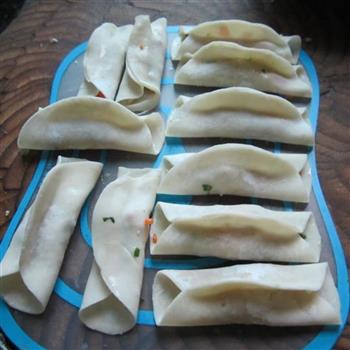 油煎熟馅锅贴怎么做，油煎熟馅锅贴怎么做好吃，油煎熟馅锅贴做法