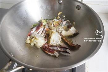 梭子蟹煲夜开花怎么做，梭子蟹煲夜开花怎么做好吃，梭子蟹煲夜开花做法