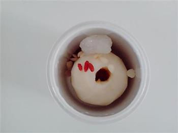 杏仁炖雪梨怎么做，杏仁炖雪梨怎么做好吃，杏仁炖雪梨做法