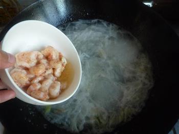 虾仁粉丝萝卜汤怎么做，虾仁粉丝萝卜汤怎么做好吃，虾仁粉丝萝卜汤做法